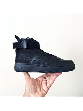 Nike SF Air Force One Mid Sneakers 4Y/ 5.5 Women